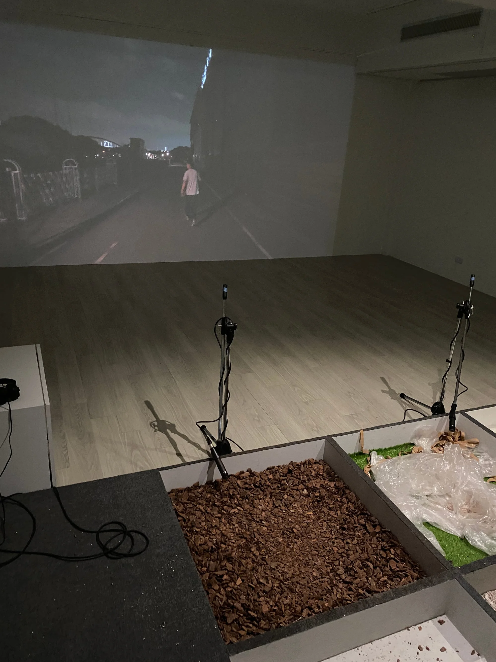 〈逃跑的人〉影像與裝置（攝影：林沛瑤）