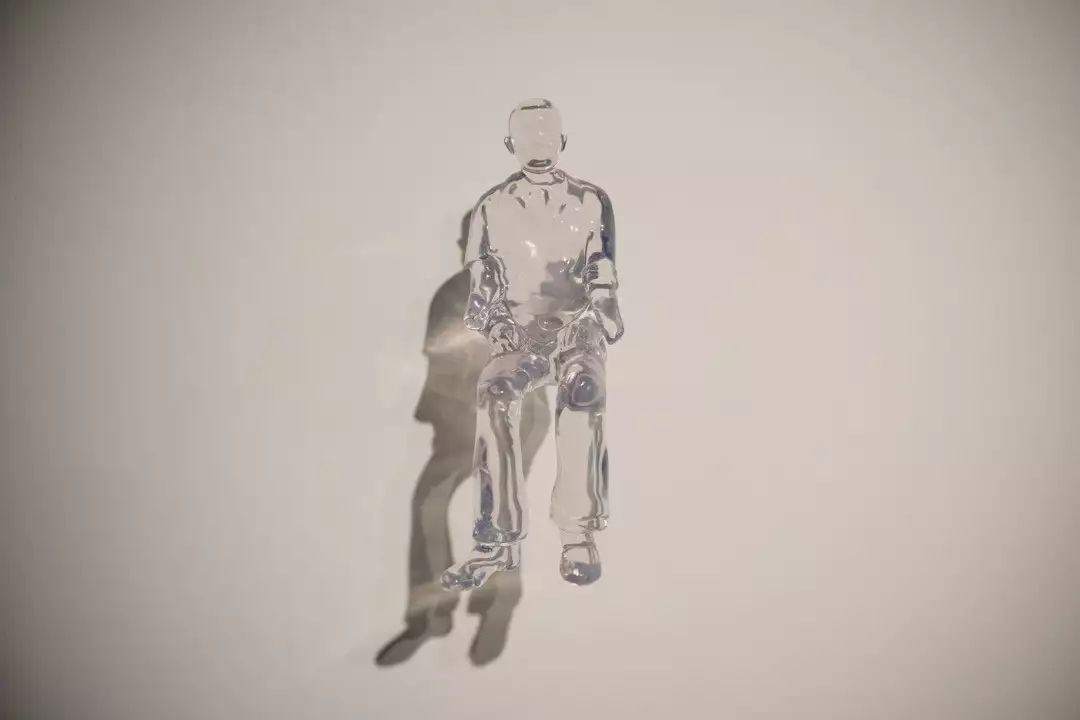 張庭甄,《正像》,SLA 光敏樹脂 3D 列印,30 × 14 × 17 cm,2025。圖片來源:藝術家提供。